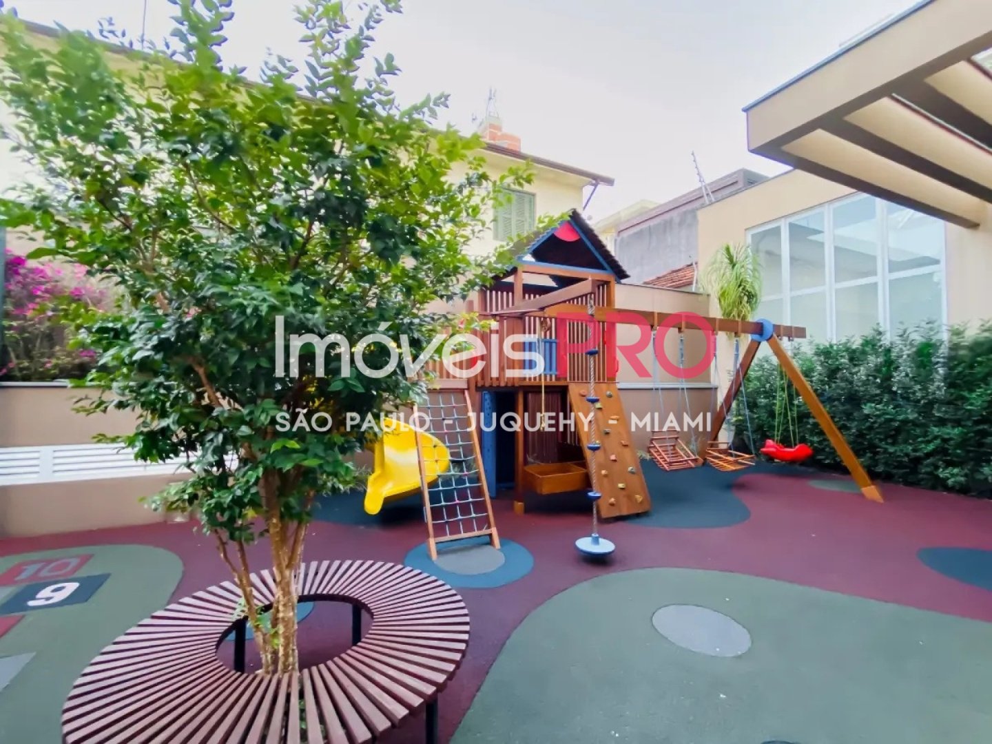 Foto :: https://assets.imoveispro.com.br/thumb/IP40629/apartamento-venda-vila-mariana_IP40629_29_1920x1080.jpg?
