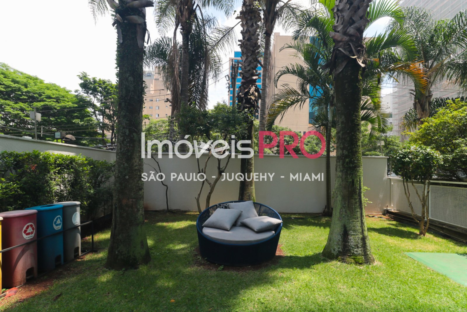 Foto :: IP40636