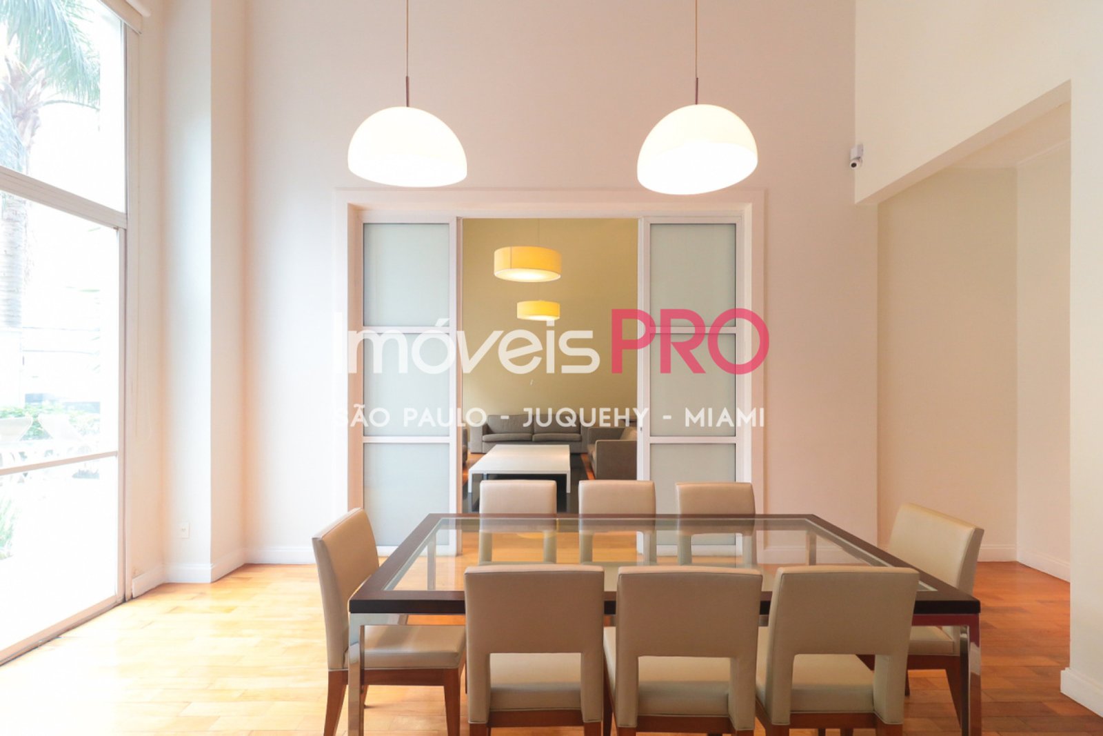 Foto :: https://assets.imoveispro.com.br/thumb/IP40636/apartamento-venda-moema_IP40636_17_1920x1080.jpg?