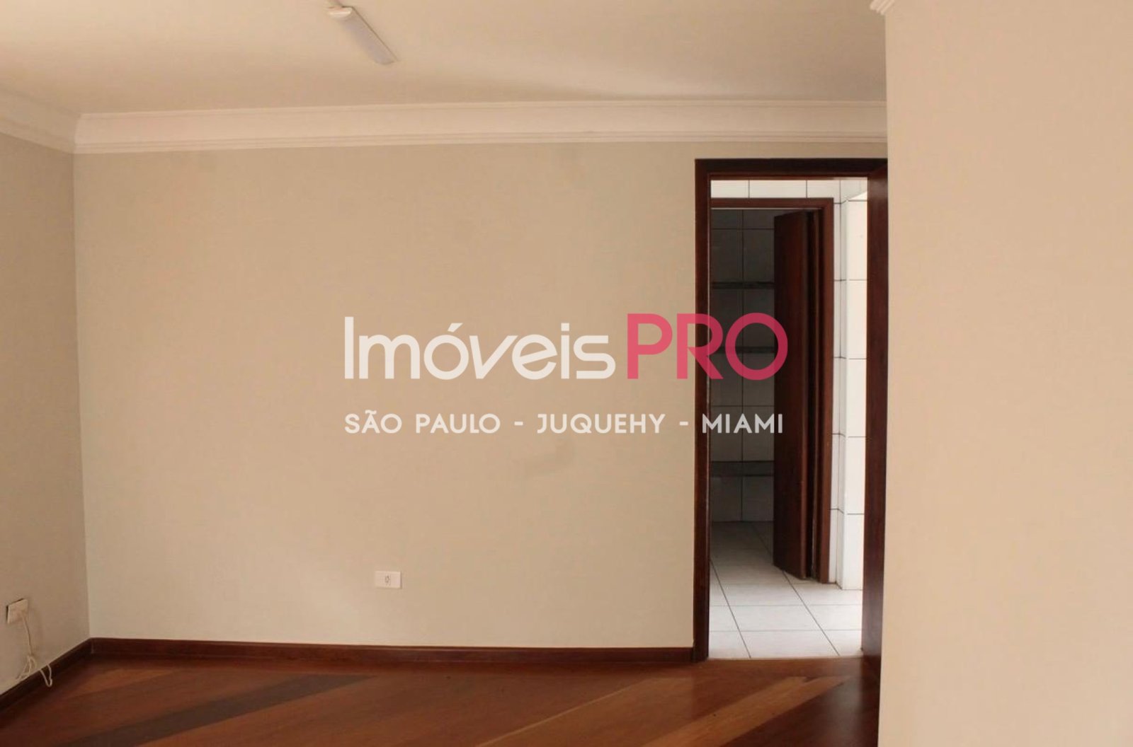 Foto :: https://assets.imoveispro.com.br/thumb/IP40644/condominio-venda-chacara-pavoeiro_IP40644_11_1920x1080.jpg?