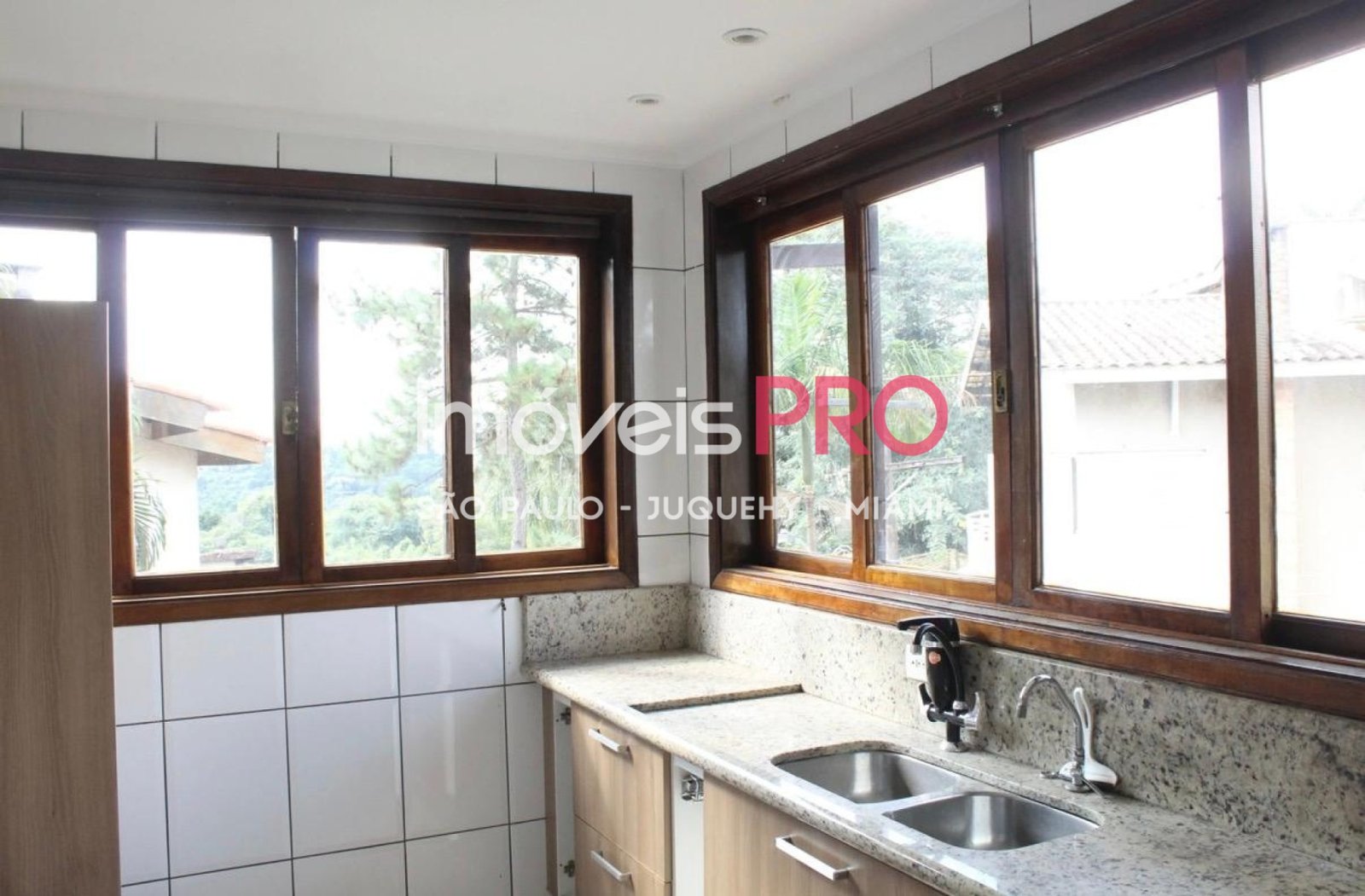 Foto :: https://assets.imoveispro.com.br/thumb/IP40644/condominio-venda-chacara-pavoeiro_IP40644_29_1920x1080.jpg?