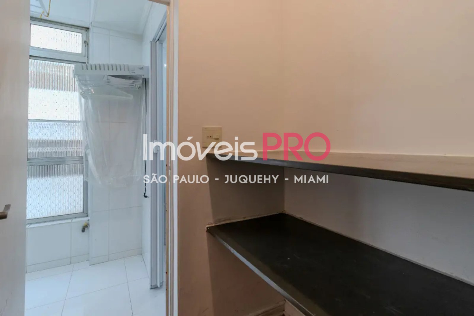 Foto :: https://assets.imoveispro.com.br/thumb/IP40654/apartamento-venda-itaim-bibi_IP40654_23_1920x1080.jpg?