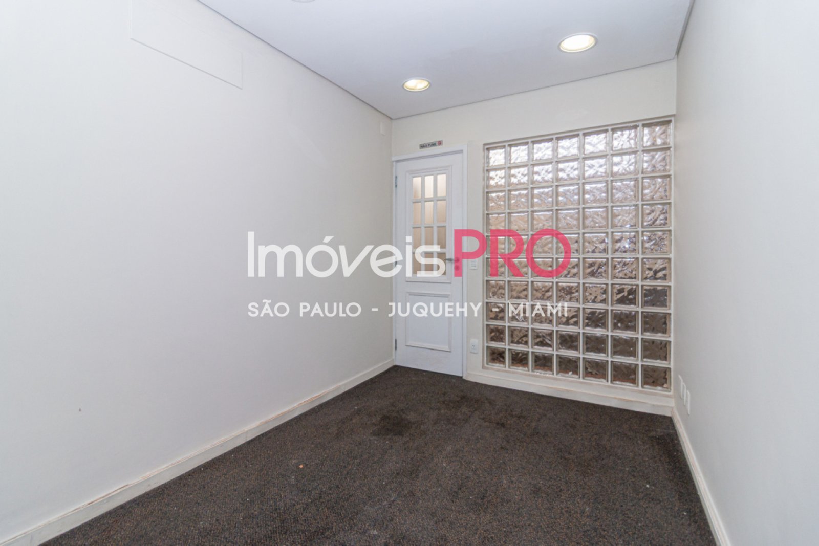 Foto :: https://assets.imoveispro.com.br/thumb/IP40658/sobrado-venda-vila-mariana_IP40658_29_1920x1080.jpg?