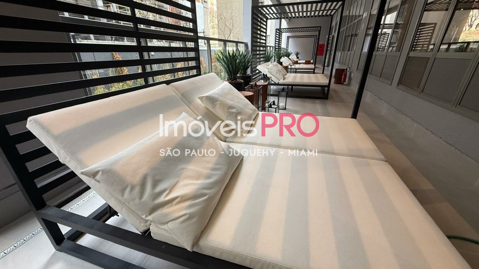 Foto :: IP40660