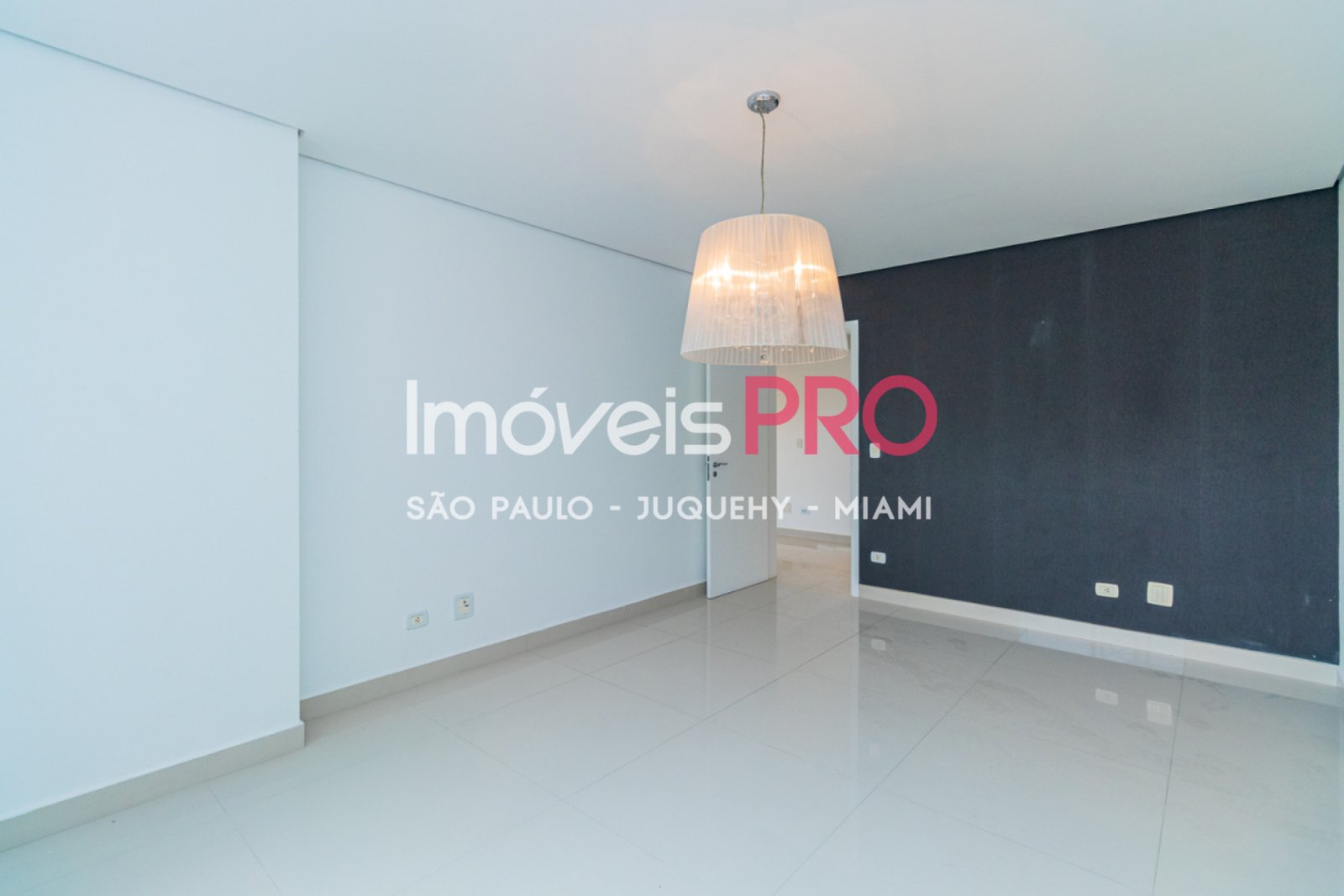 Foto :: https://assets.imoveispro.com.br/thumb/IP40663/apartamento-venda-jardim-marajoara_IP40663_11_1920x1080.jpg?