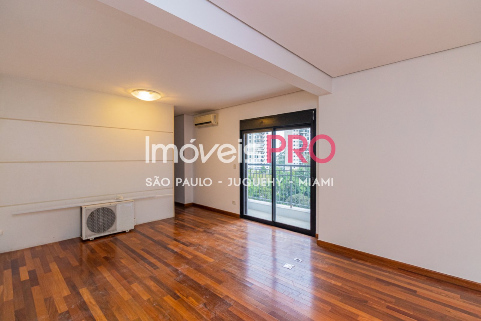 Foto :: https://assets.imoveispro.com.br/thumb/IP40663/apartamento-venda-jardim-marajoara_IP40663_23_1920x1080.jpg?