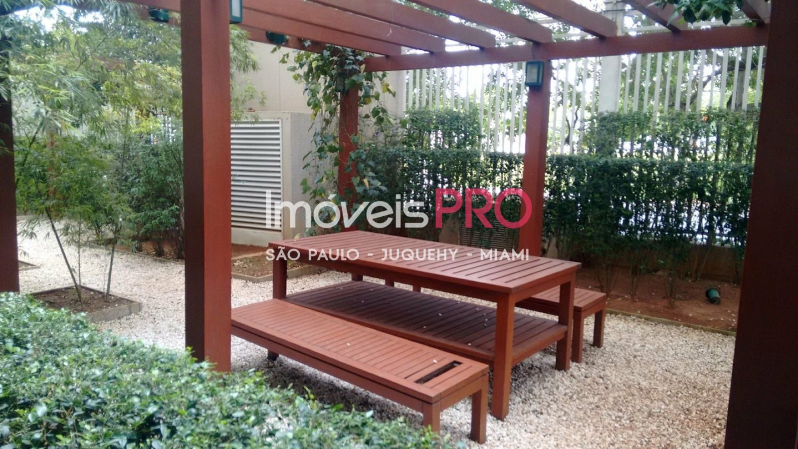 Foto :: IP40665