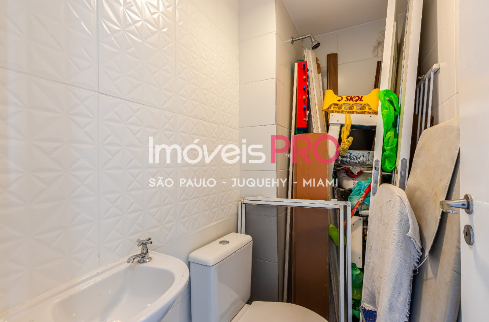 Foto :: https://assets.imoveispro.com.br/thumb/IP40684/apartamento-venda-granja-julieta_IP40684_23_1920x1080.jpg?