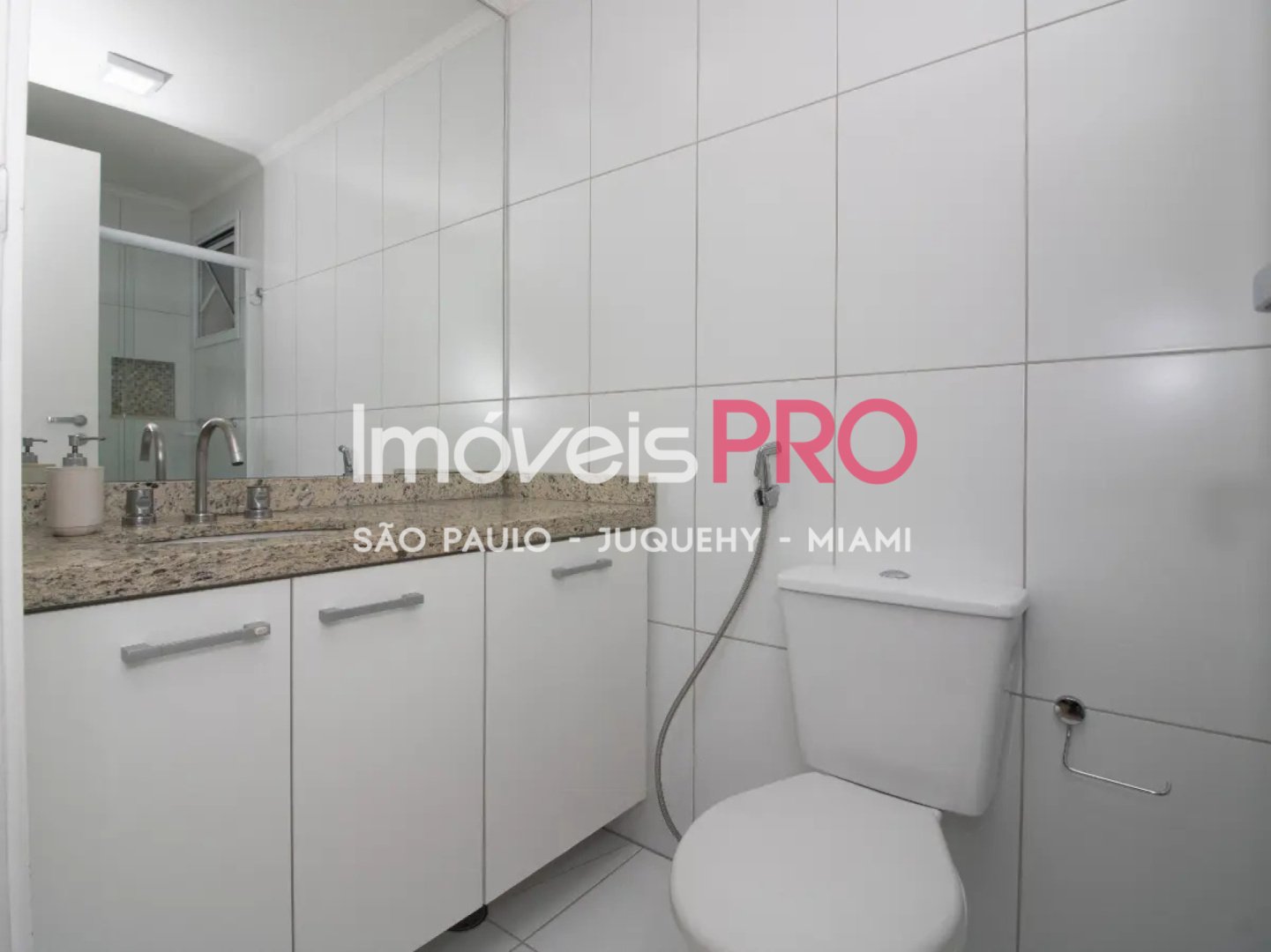 Foto :: IP40692