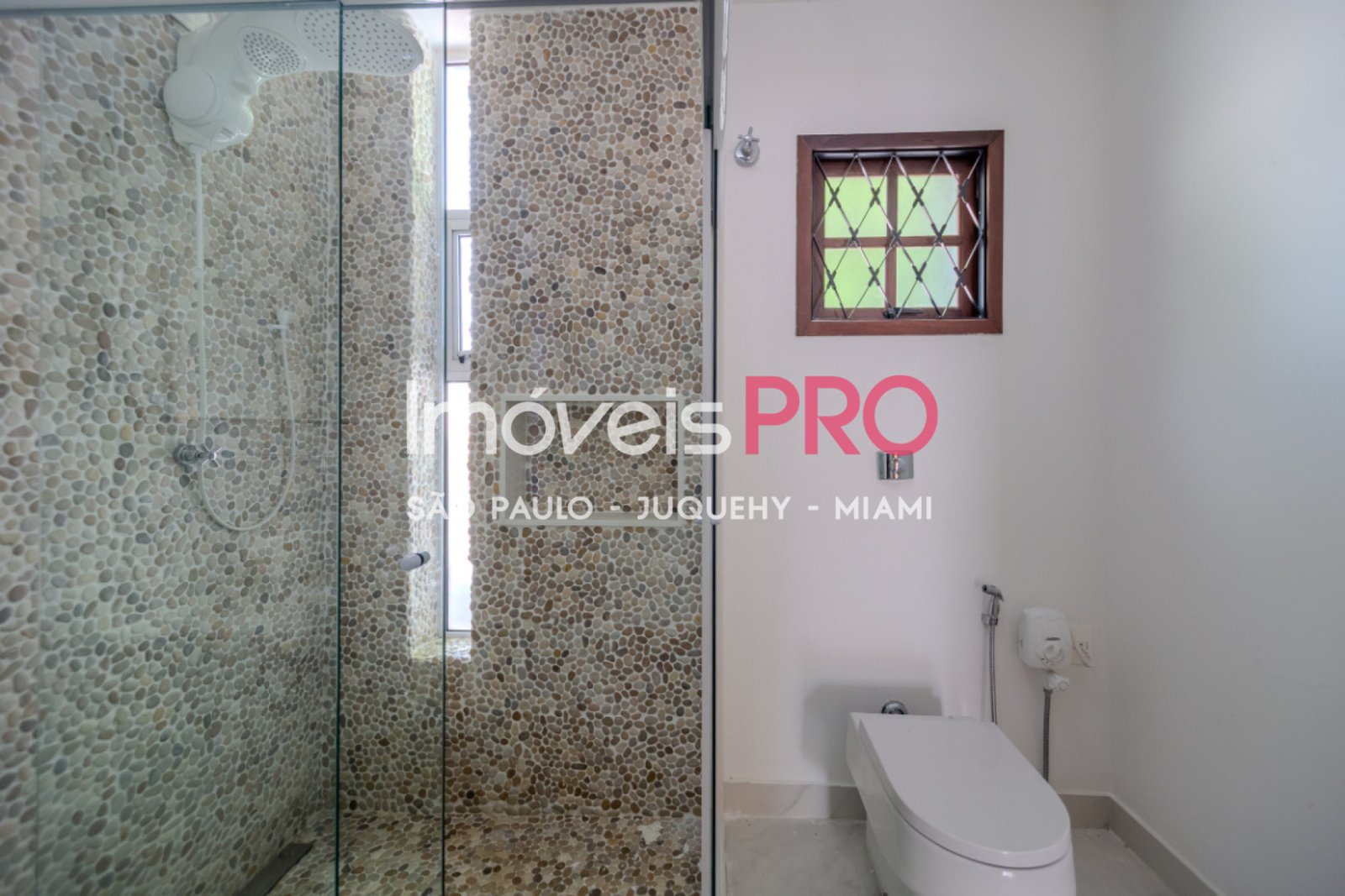 Foto :: https://assets.imoveispro.com.br/thumb/IP40695/sobrado-venda-campo-belo_IP40695_35_1920x1080.jpg?