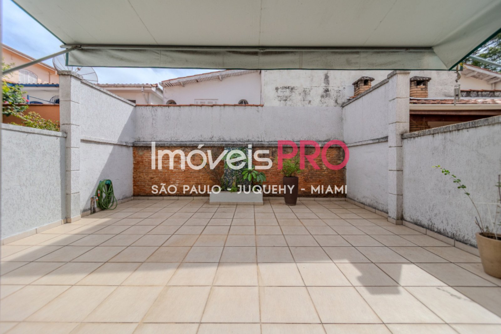 Foto :: IP40695