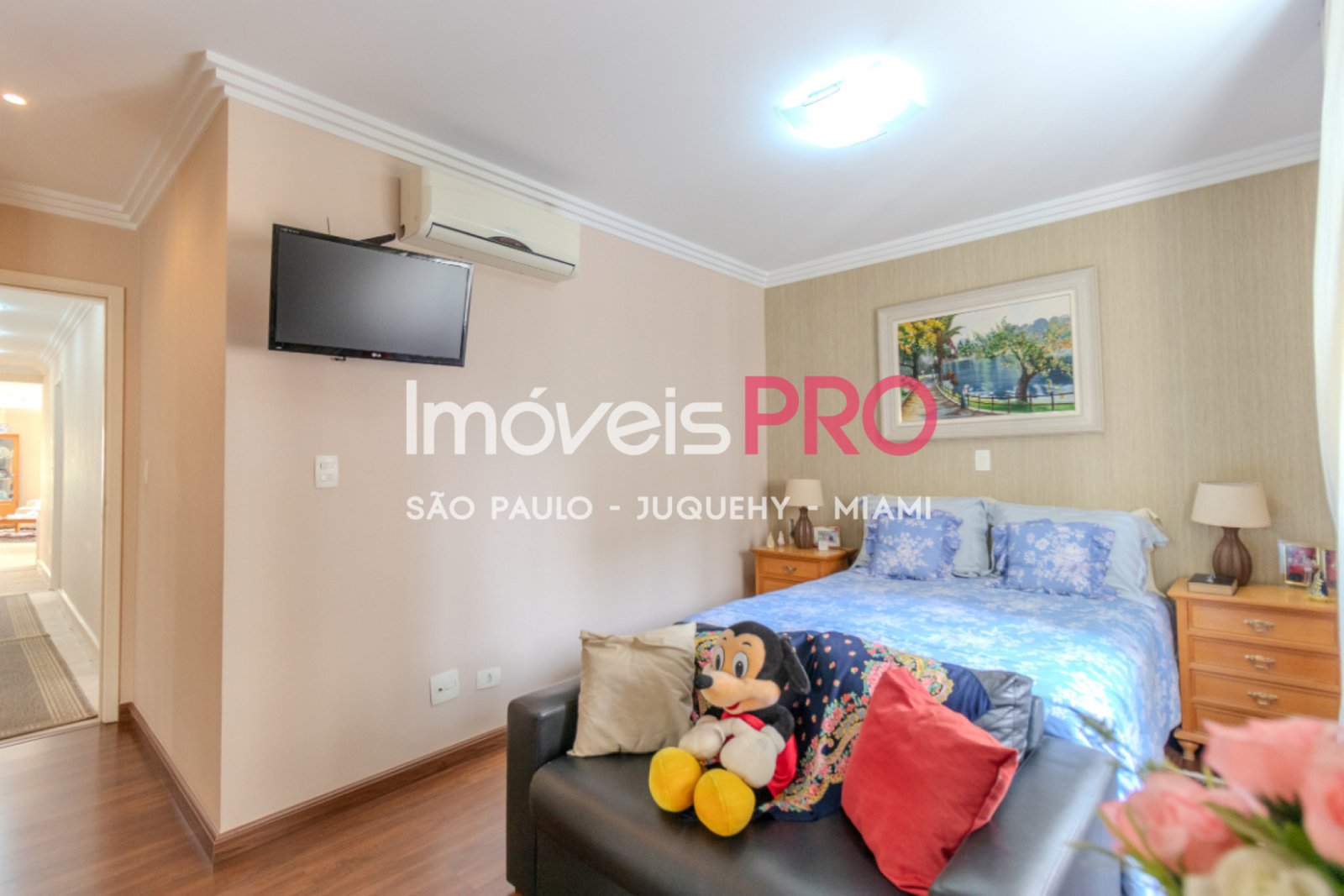 Foto :: IP40699