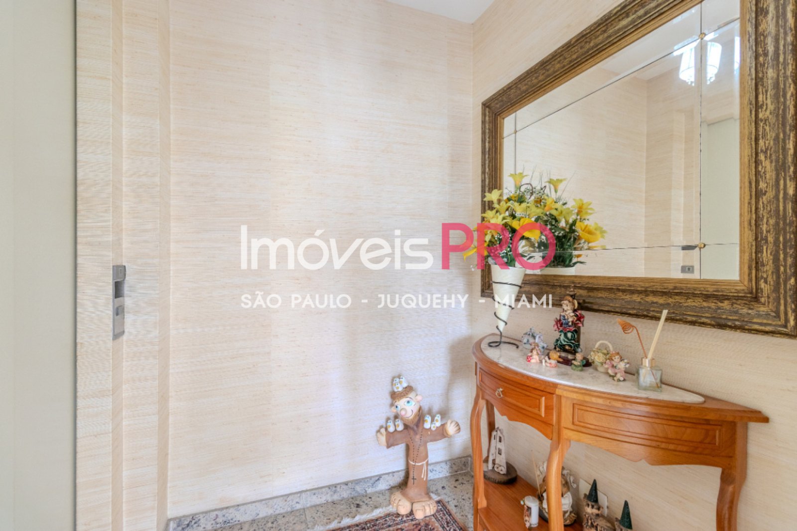 Foto :: IP40699
