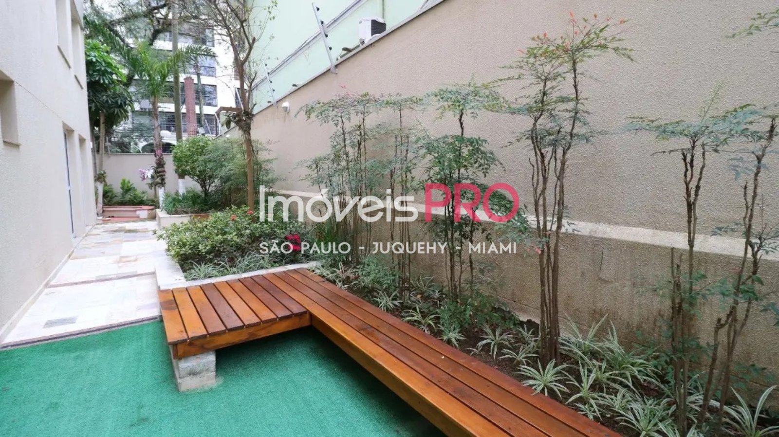 Foto :: IP40699
