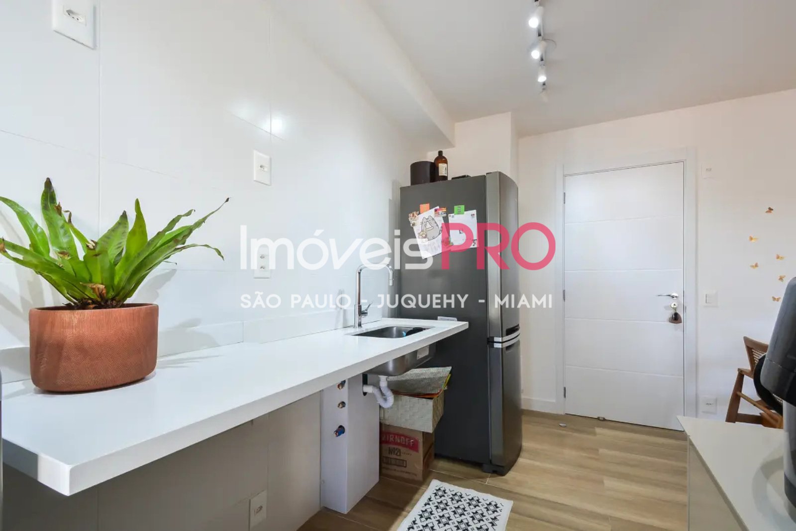 Foto :: https://assets.imoveispro.com.br/thumb/IP40701/apartamento-venda-saude_IP40701_11_1920x1080.jpg?