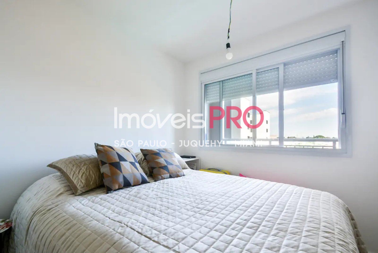 Foto :: https://assets.imoveispro.com.br/thumb/IP40701/apartamento-venda-saude_IP40701_17_1920x1080.jpg?
