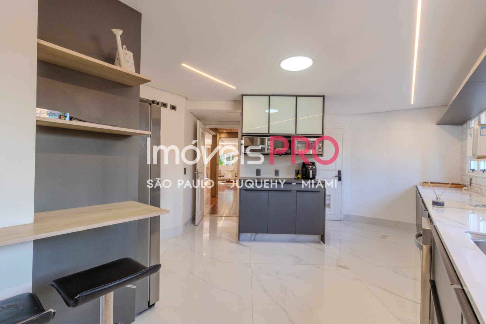 Foto :: https://assets.imoveispro.com.br/thumb/IP40708/apartamento-venda-jardim-luzitania_IP40708_17_1920x1080.jpg?
