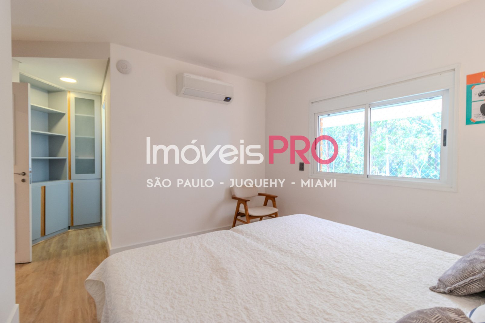 Foto :: https://assets.imoveispro.com.br/thumb/IP40708/apartamento-venda-jardim-luzitania_IP40708_35_1920x1080.jpg?