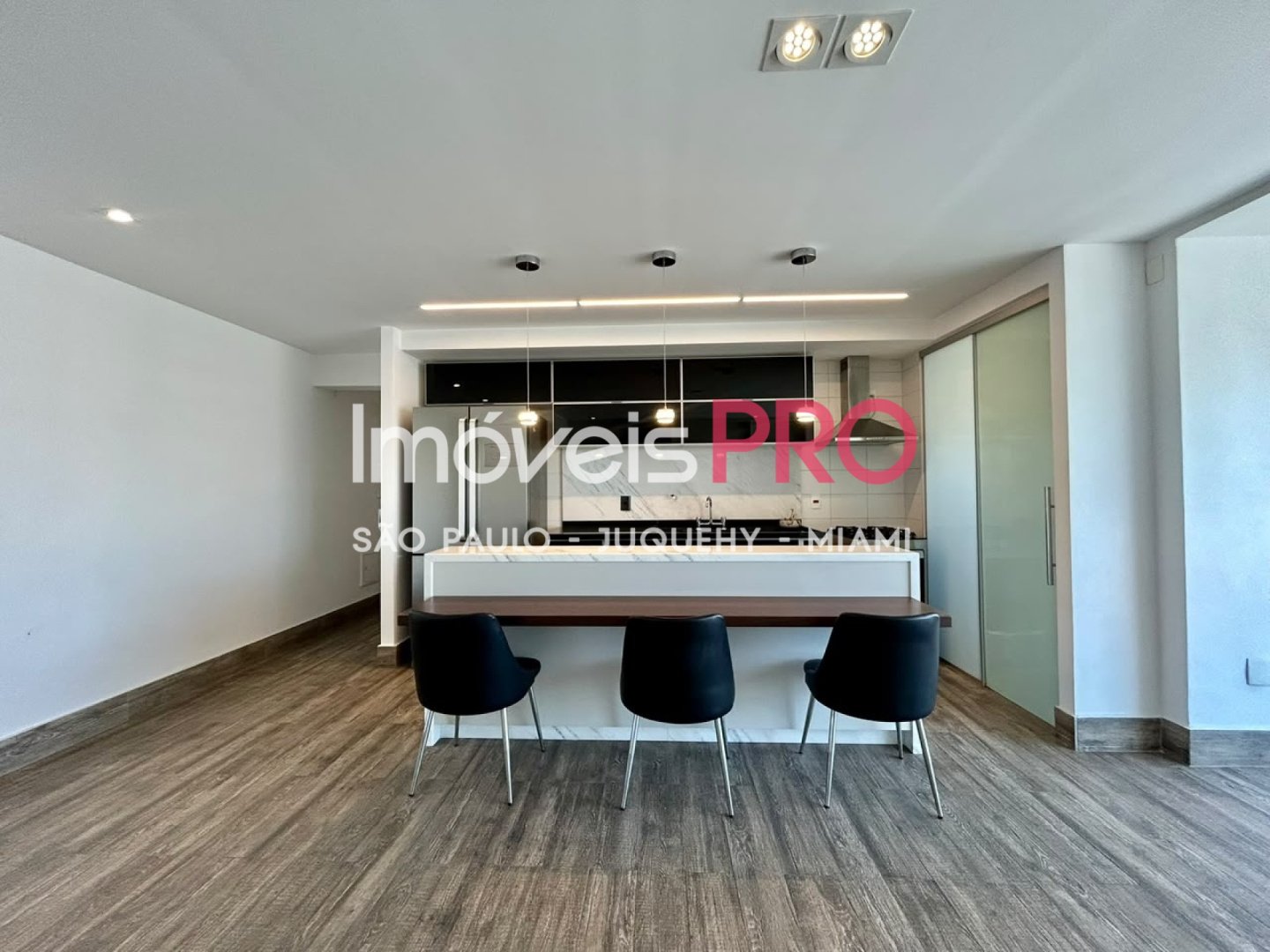 Foto :: https://assets.imoveispro.com.br/thumb/IP40710/apartamento-venda-brooklin_IP40710_11_1920x1080.jpg?