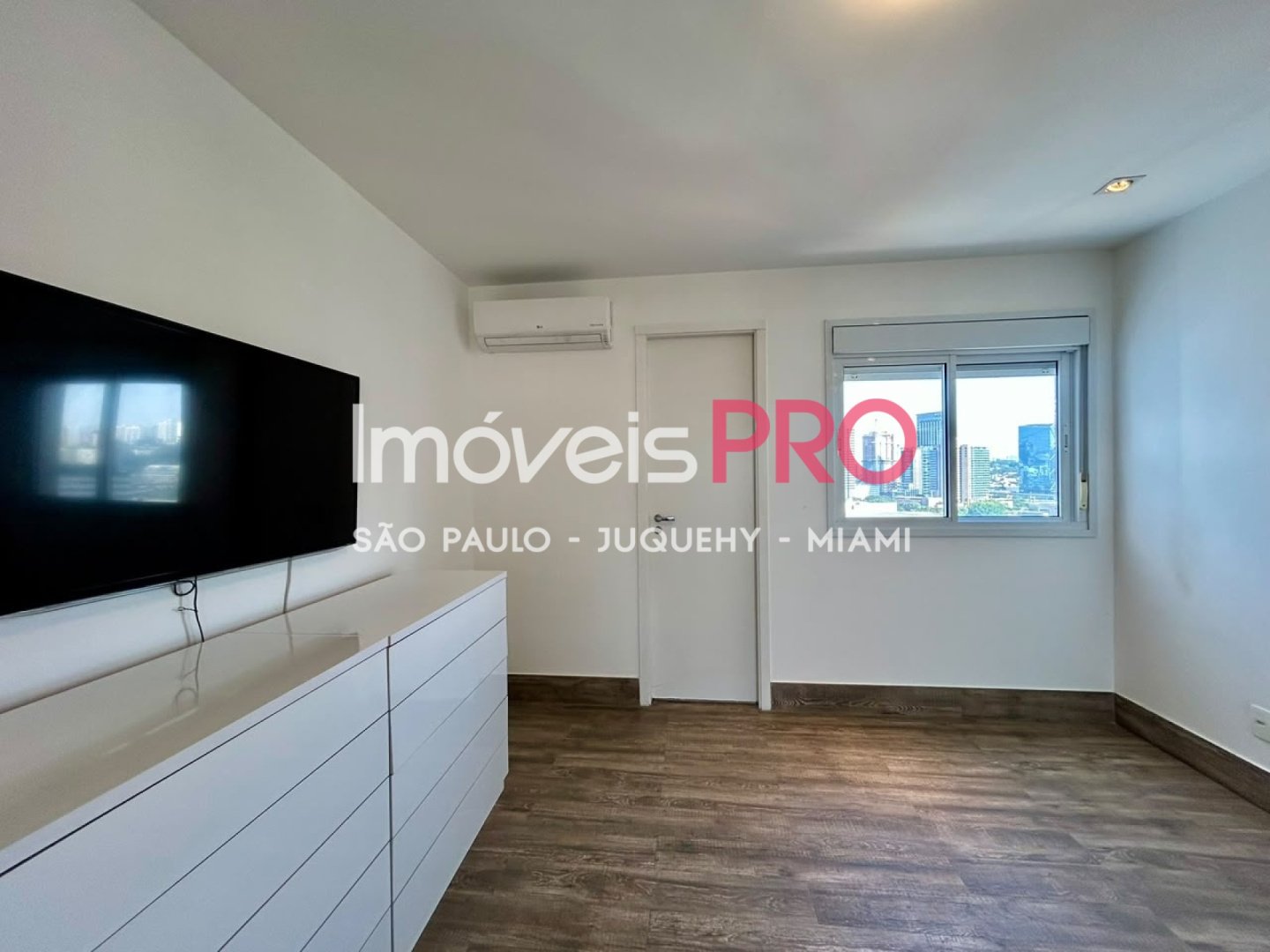 Foto :: https://assets.imoveispro.com.br/thumb/IP40710/apartamento-venda-brooklin_IP40710_17_1920x1080.jpg?