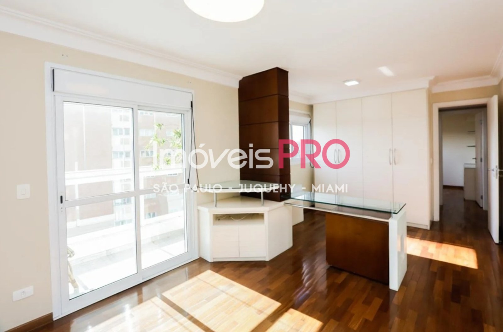 Foto :: https://assets.imoveispro.com.br/thumb/IP40719/apartamento-venda-campo-belo_IP40719_11_1920x1080.jpg?