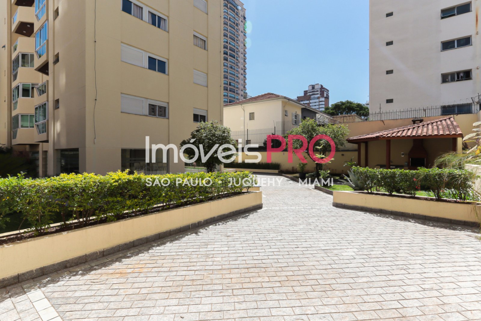 Foto :: https://assets.imoveispro.com.br/thumb/IP40722/apartamento-venda-moema-indios_IP40722_23_1920x1080.jpg?