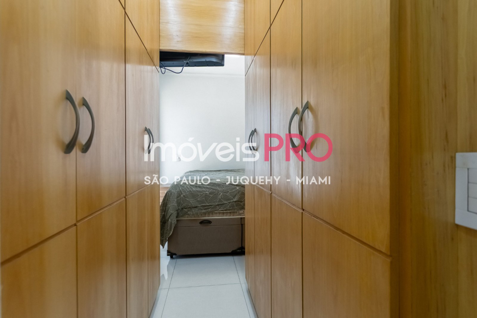Foto :: https://assets.imoveispro.com.br/thumb/IP40723/apartamento-venda-vila-mascote_IP40723_23_1920x1080.jpg?