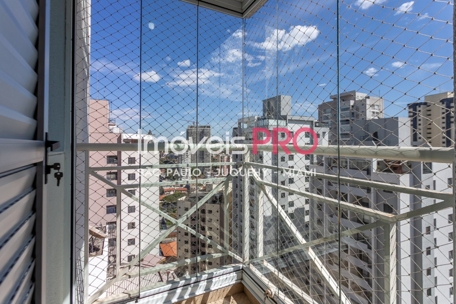 Foto :: IP40723
