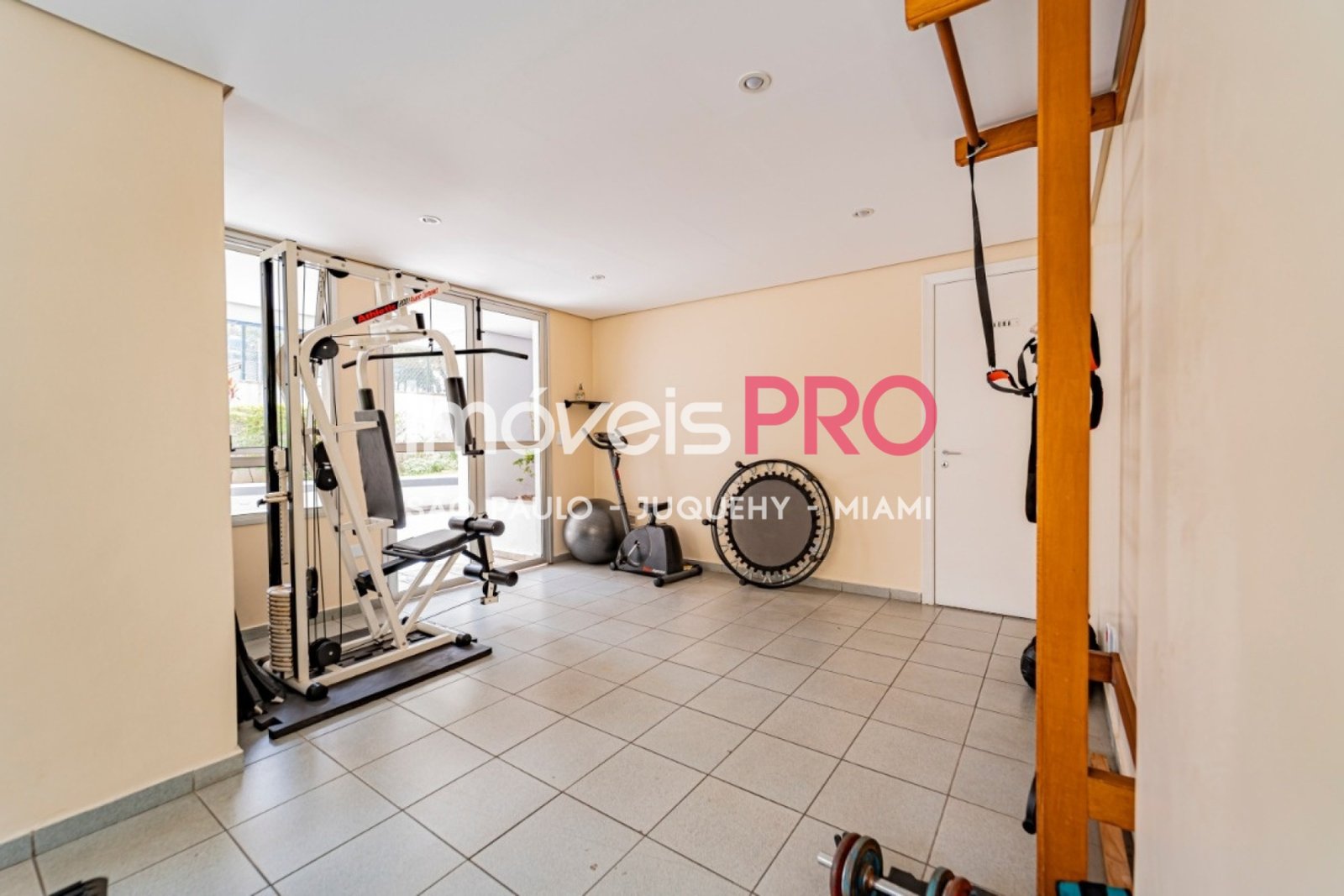 Foto :: https://assets.imoveispro.com.br/thumb/IP40723/apartamento-venda-vila-mascote_IP40723_41_1920x1080.jpg?
