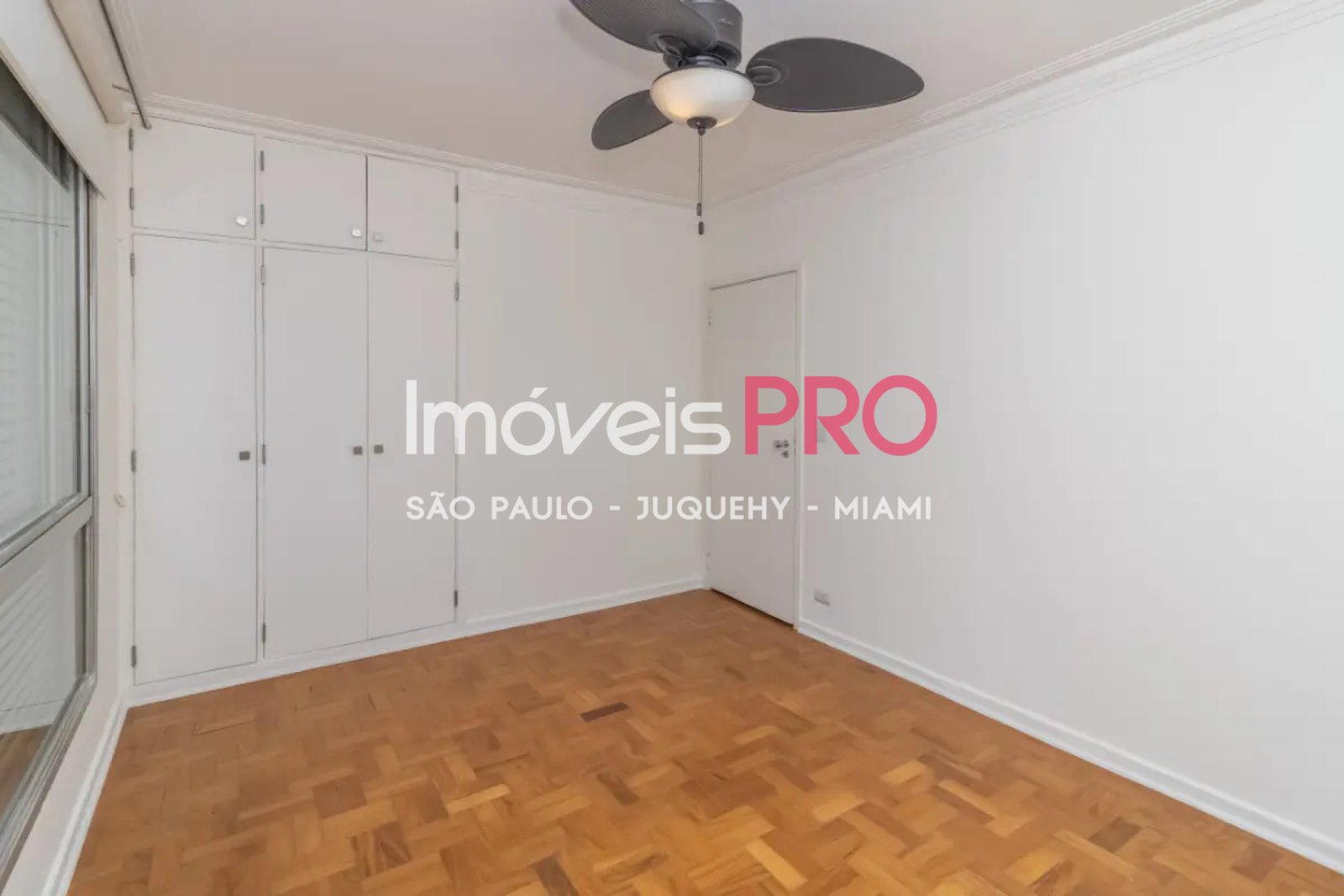 Foto :: https://assets.imoveispro.com.br/thumb/IP40724/apartamento-venda-itaim-bibi_IP40724_17_1920x1080.jpg?