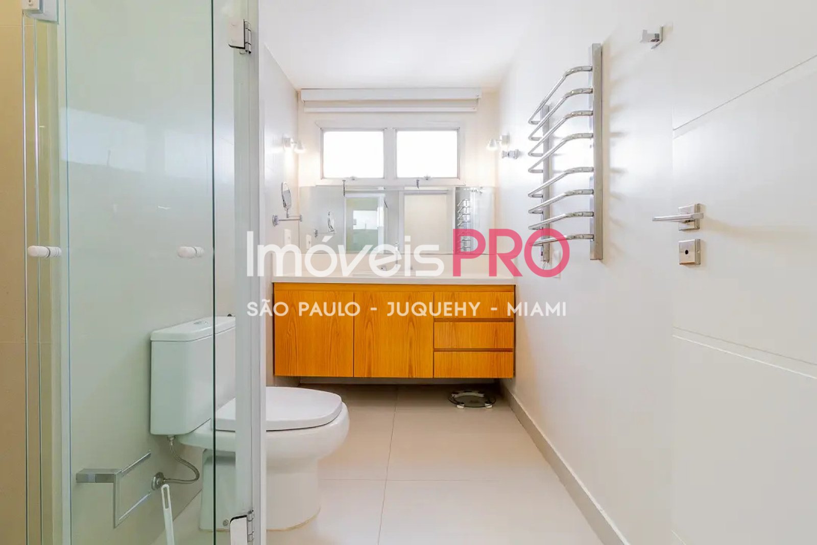 Foto :: IP40734