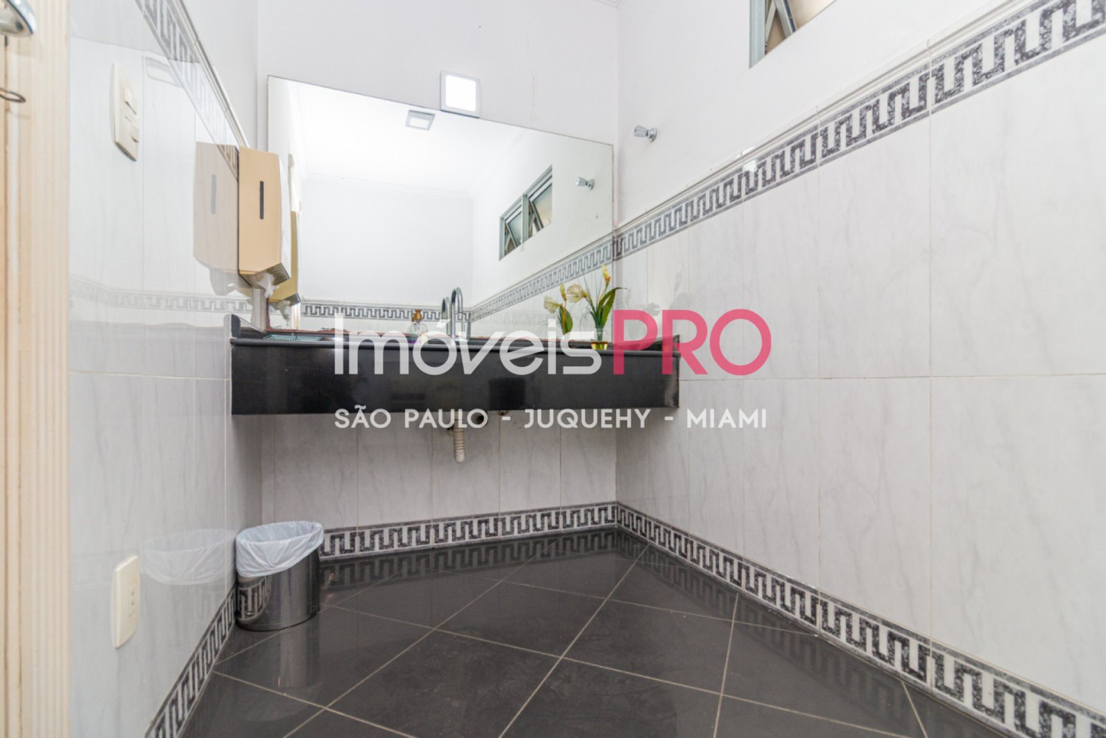 Foto :: IP40735