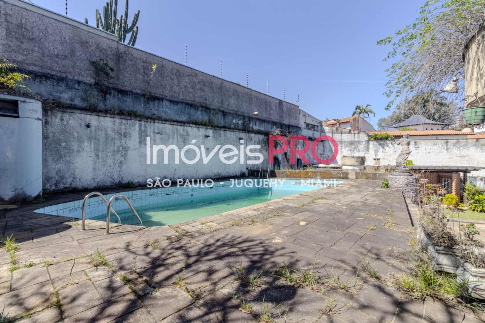 Foto :: https://assets.imoveispro.com.br/thumb/IP40741/sobrado-venda-alto-da-lapa_IP40741_47_1920x1080.jpg?