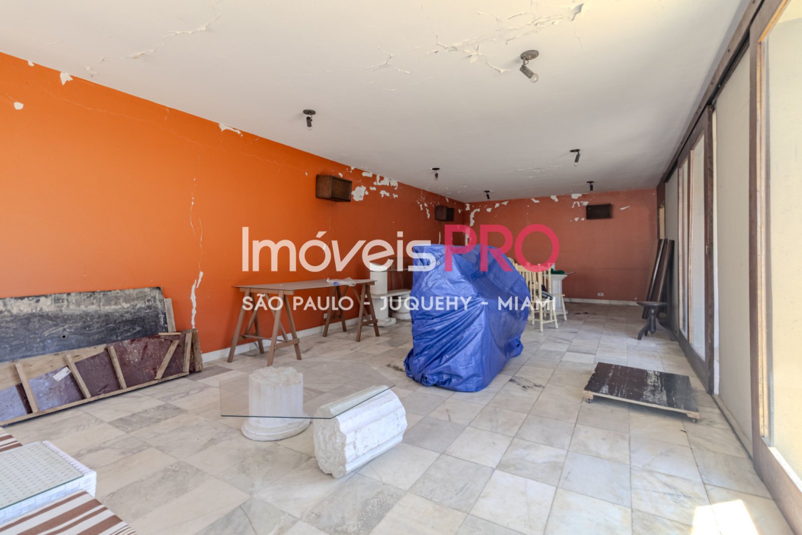Foto :: IP40741
