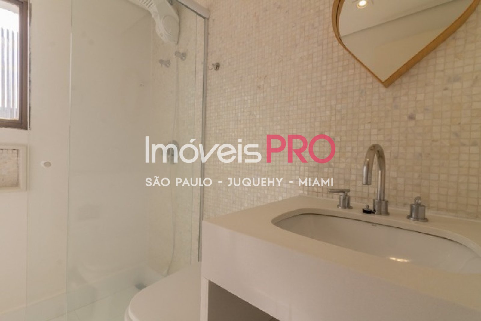 Foto :: https://assets.imoveispro.com.br/thumb/IP40745/apartamento-venda-itaim-bibi_IP40745_23_1920x1080.jpg?