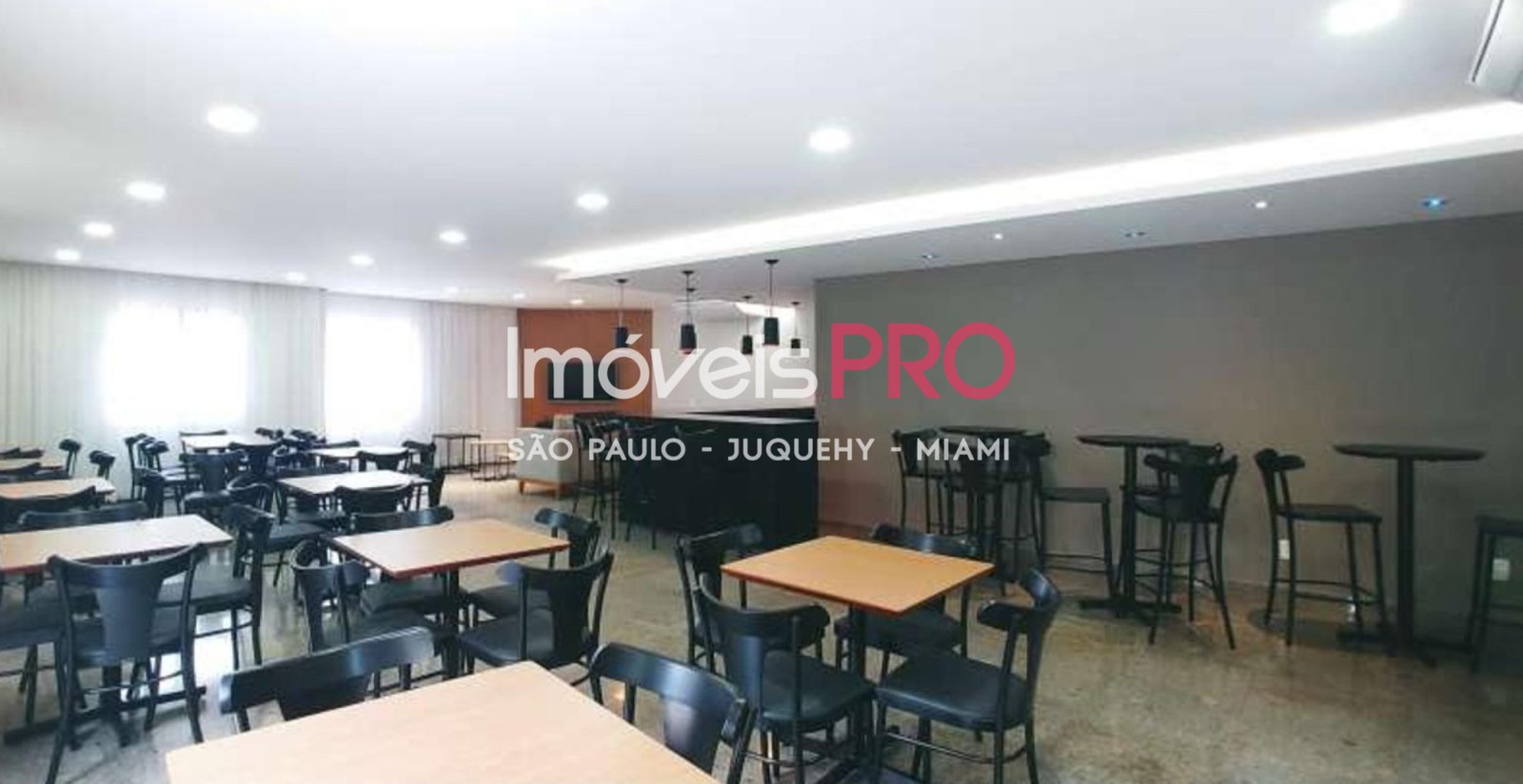 Foto :: IP40758