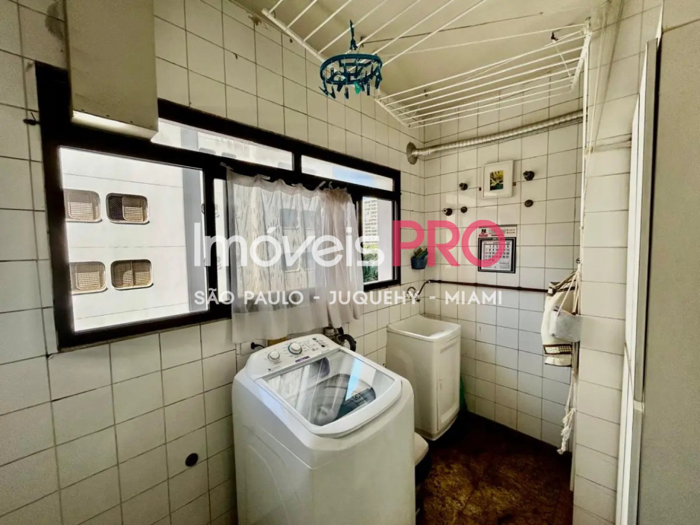 Foto :: IP40760