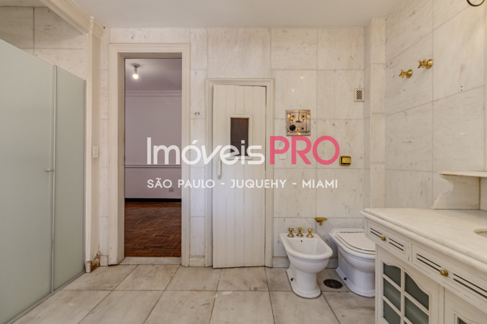 Foto :: https://assets.imoveispro.com.br/thumb/IP40766/apartamento-venda-higienopolis_IP40766_29_1920x1080.jpg?