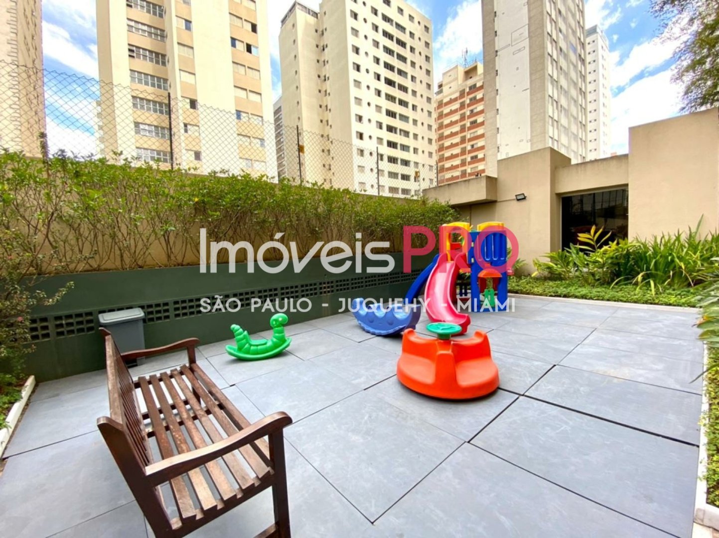 Foto :: IP40771