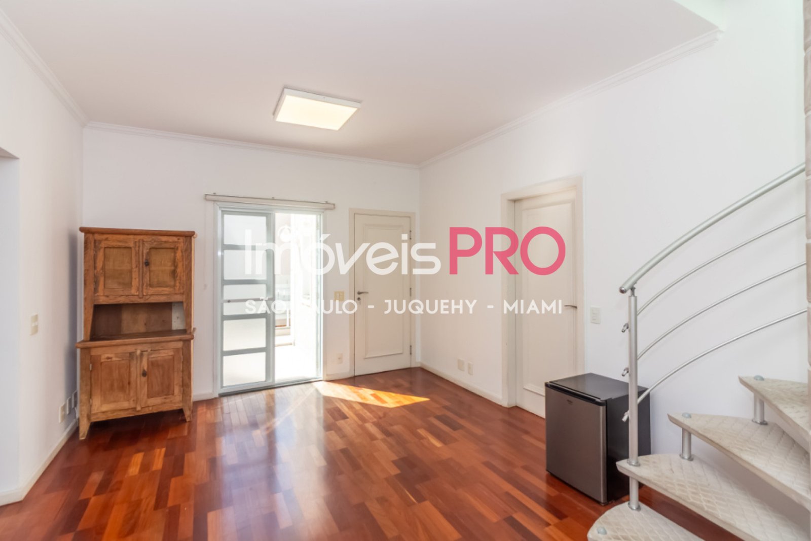 Foto :: https://assets.imoveispro.com.br/thumb/IP40776/condominio-venda-jardim-cordeiro_IP40776_17_1920x1080.jpg?