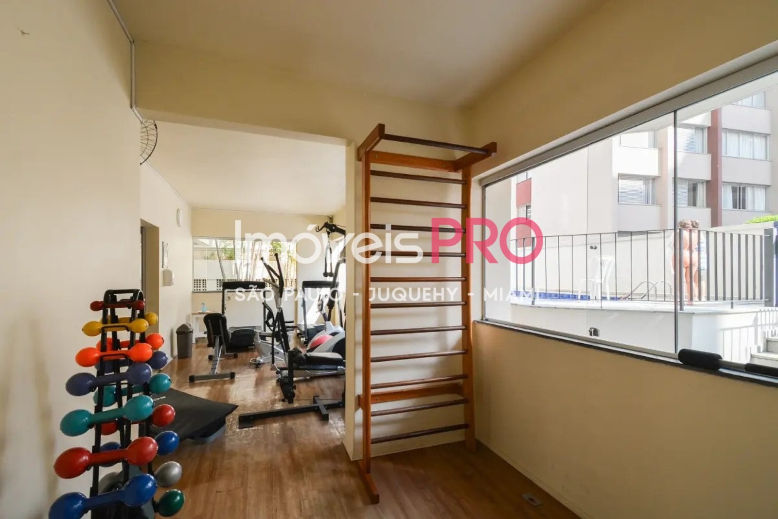 Foto :: https://assets.imoveispro.com.br/thumb/IP40779/apartamento-venda-moema_IP40779_11_1920x1080.jpg?