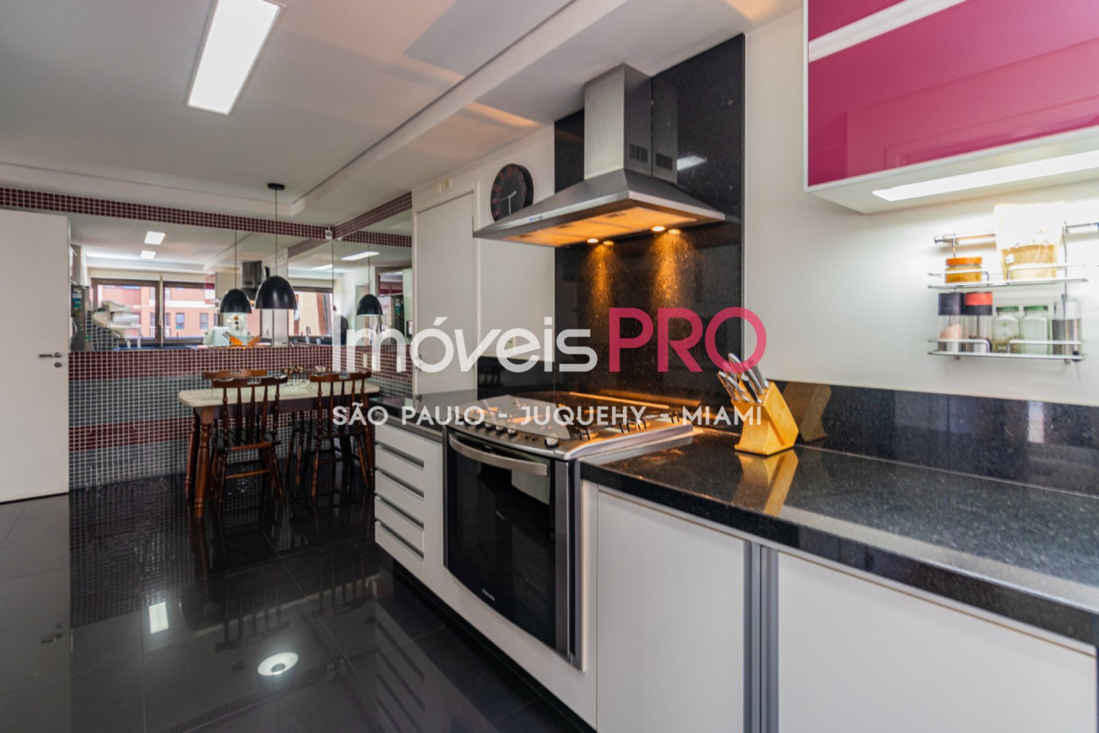 Foto :: https://assets.imoveispro.com.br/thumb/IP40789/apartamento-venda-granja-julieta_IP40789_29_1920x1080.jpg?