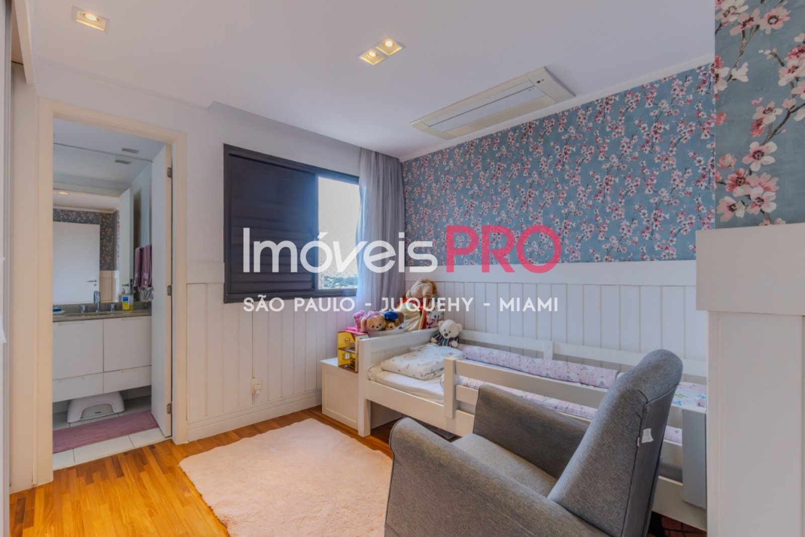 Foto :: IP40790