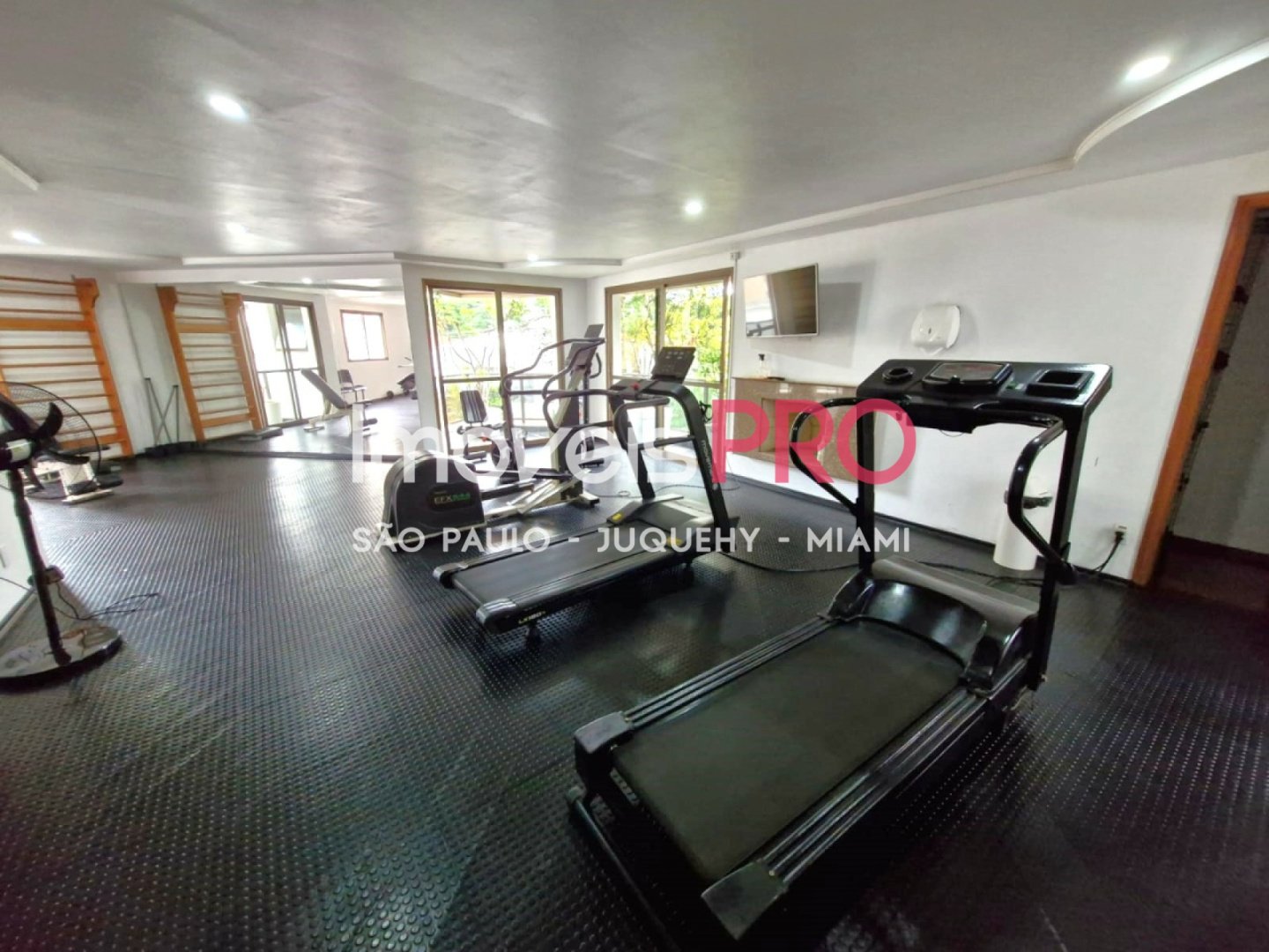 Foto :: https://assets.imoveispro.com.br/thumb/IP40792/apartamento-aluguel-campo-belo_IP40792_11_1920x1080.jpg?