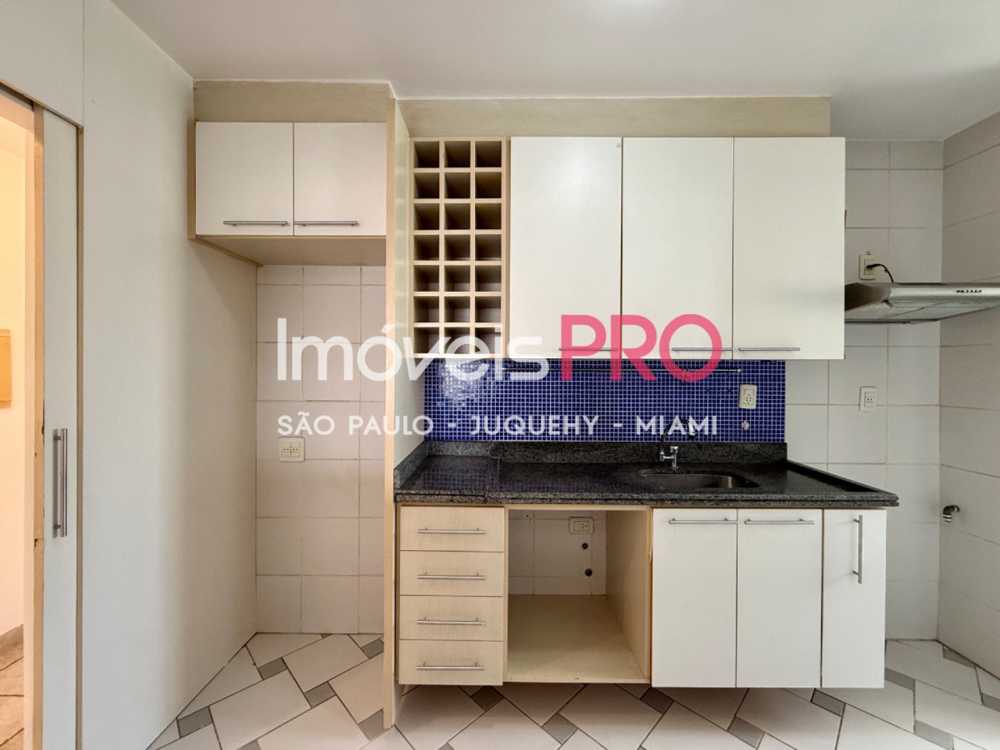 Foto :: https://assets.imoveispro.com.br/thumb/IP40795/apartamento-venda-jardim-marajoara_IP40795_53_1920x1080.jpg?