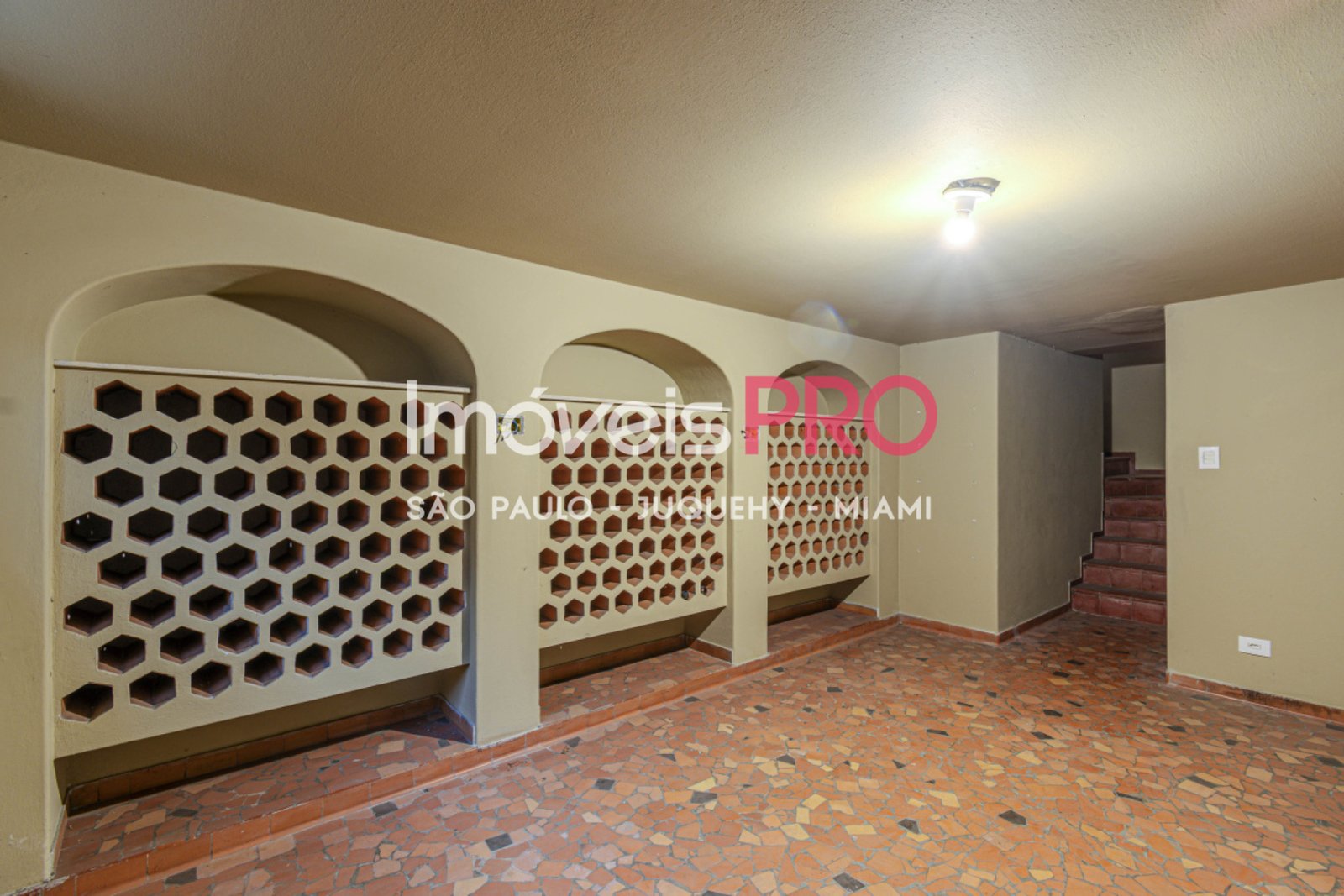Foto :: https://assets.imoveispro.com.br/thumb/IP40817/comercial-aluguel-pinheiros_IP40817_35_1920x1080.jpg?