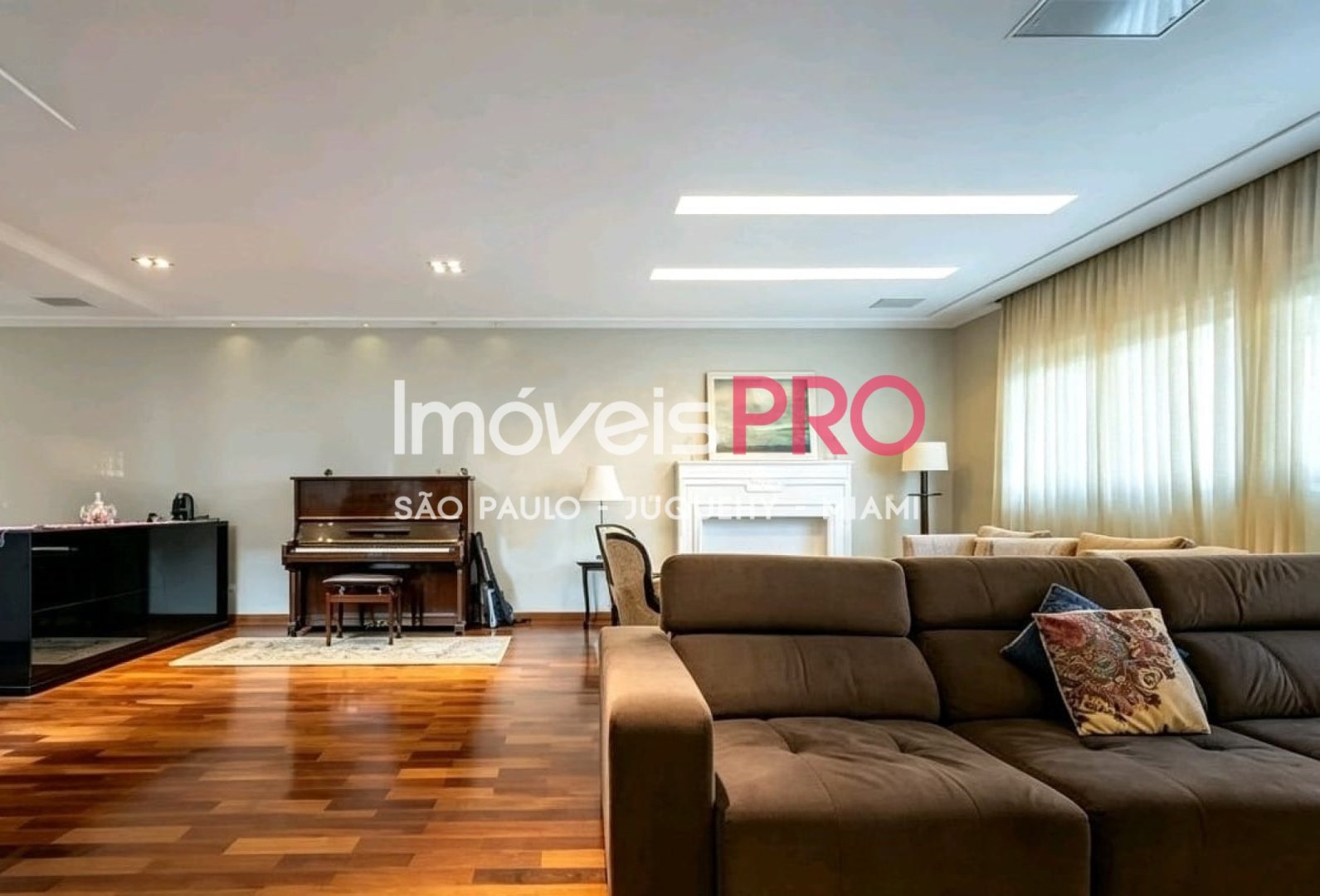 Casa de 4 quartos, 320 m², à venda em Jardim da Glória — foto 3