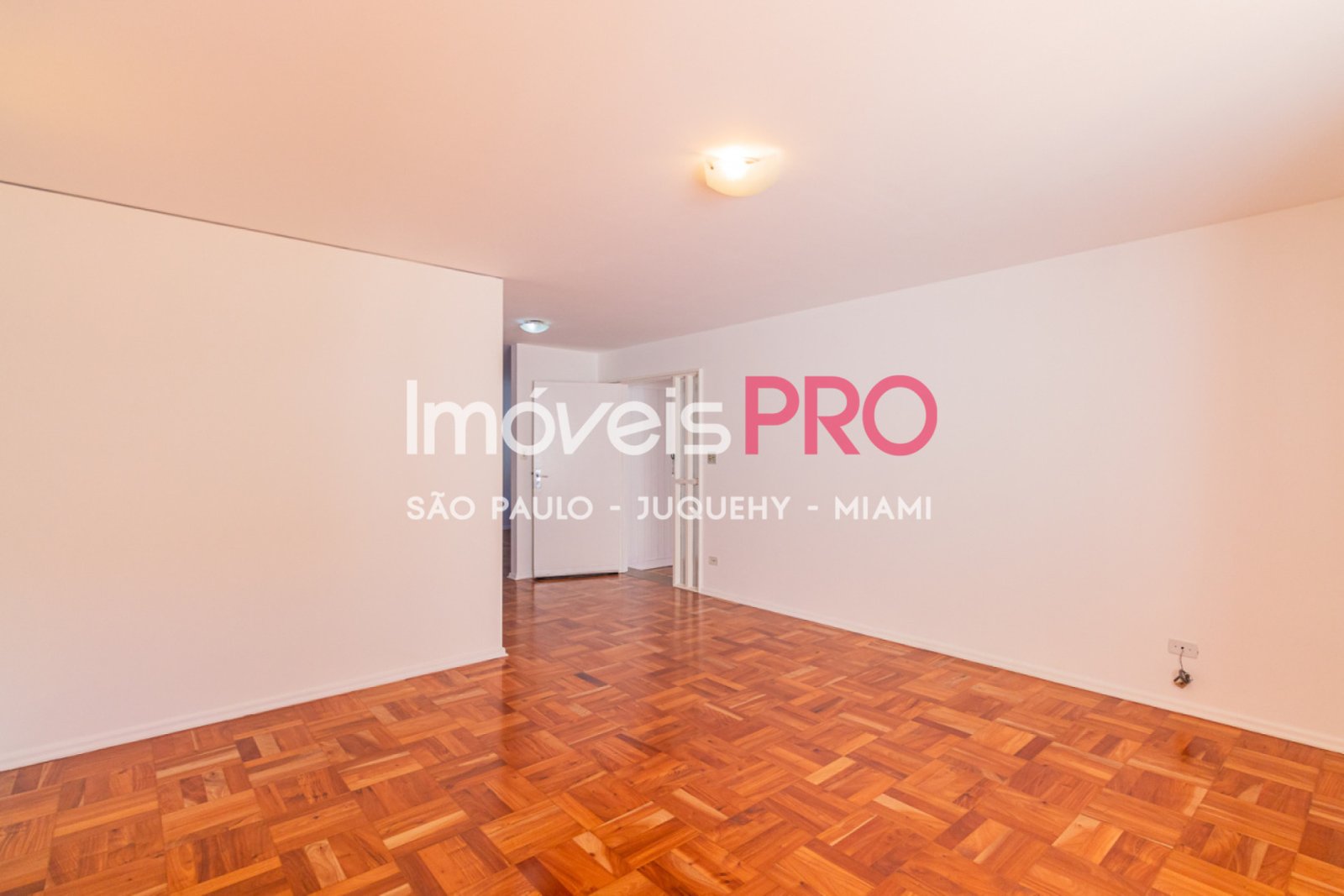 Sobrado de 4 quartos, 310 m², para alugar em Moema — foto 7 de 56