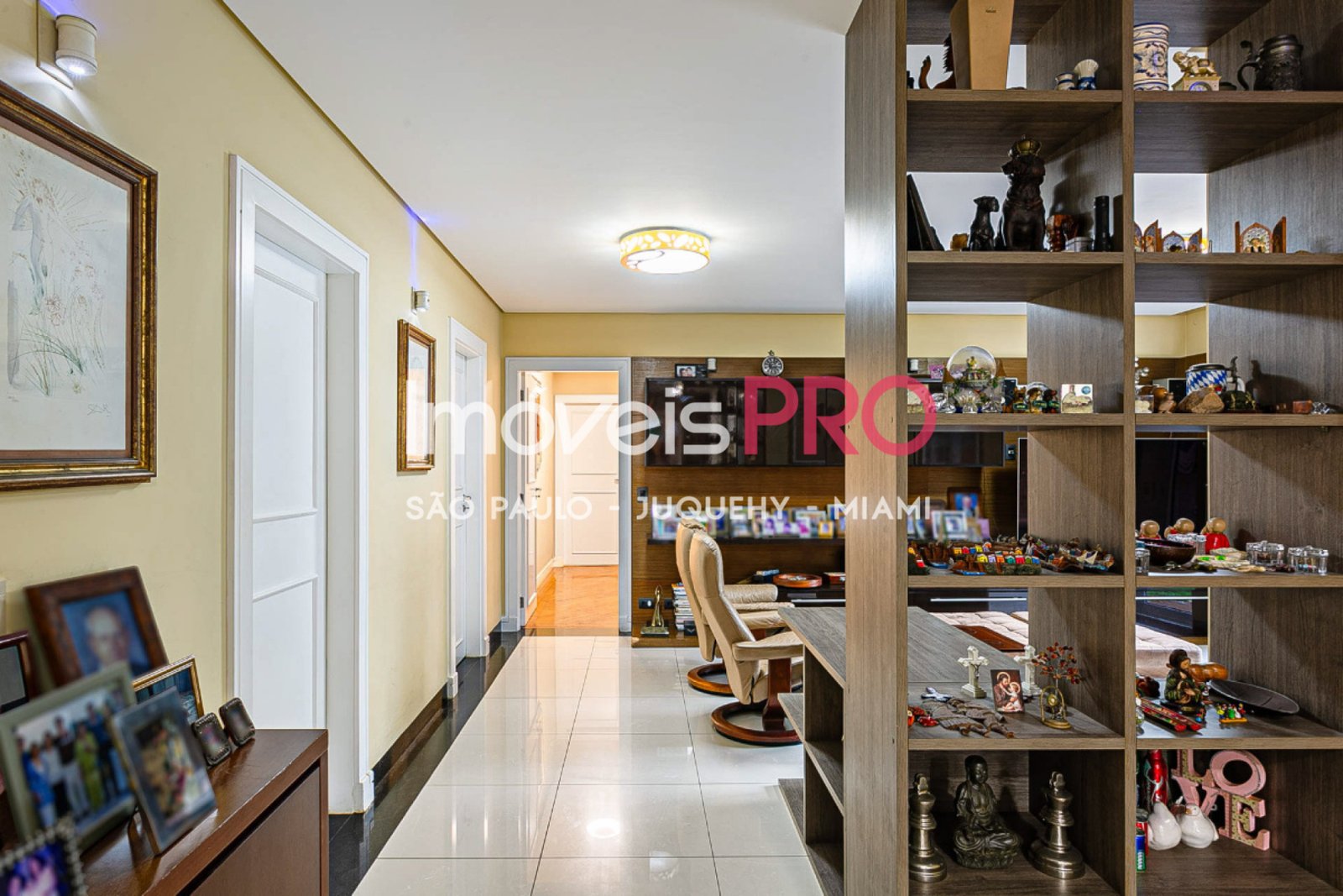 Foto :: IP40839