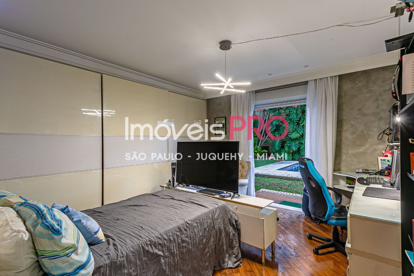Foto :: https://assets.imoveispro.com.br/thumb/IP40839/sobrado-venda-brooklin-paulista_IP40839_29_1920x1080.jpg?